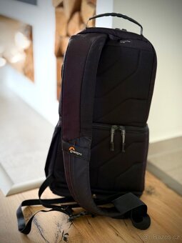 Nikon D7200 s příslušenstvím a objektivy - 12
