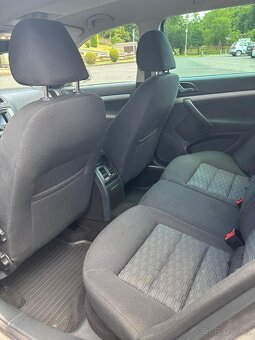 Škoda Octavia 2.0 TDI DSG (2013) - 12