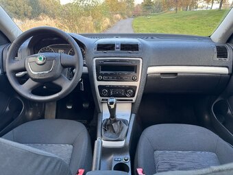ŠKODA OCTAVIA II 1.6 TDI COMBI//ZÁRUKA//PODZIMNÍ SLEVA - 12