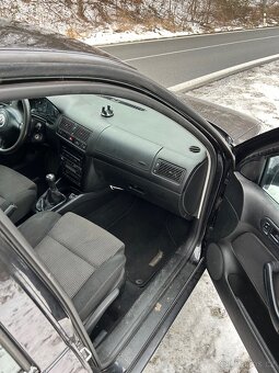 Golf 4 1.6 74kw - 12