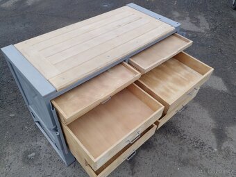 V3S dílenský ponk - 12