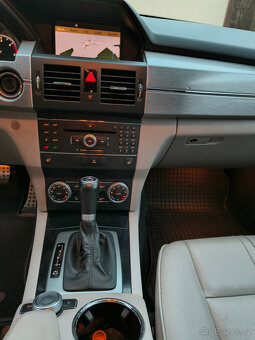 Mercedes Benz GLK 320CDI 4Matic - 12
