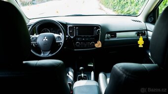 Mitsubishi Outlander 2.2 DI-D Instyle A/T - 12