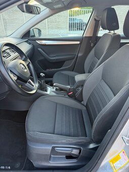 Škoda Octavia-1.6TDI-85kW-Navi - 12