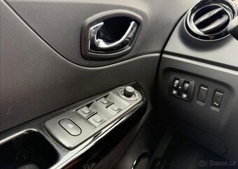 Renault Captur 1,5 dCi AUTOMAT NAVI nafta automat 66 kw - 12