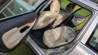 Volvo V70 D5 - 12