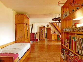 Rodinný dům - bývalá zemědělská usedlost, Zliv u Libáně - 12