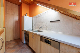 Prodej bytu 4+1, 79 m², Karlovy Vary, ul. Ondřejská - 12