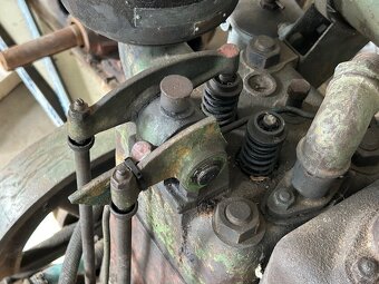 Stabilní motor SLAVIA DIESEL 8 koní - 12