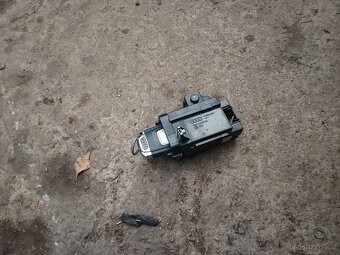 Zbytek dílů na Audi a5 coupe 3.0 tdi - 12