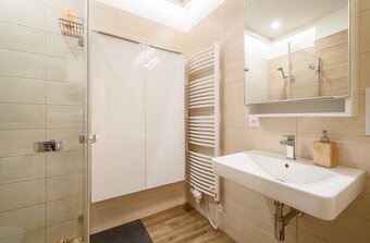 Nový byt STUDIO 48m2 s vlastní zahradou 26m2 - 12