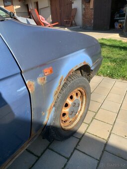 Prodám ŠKODA FAVORIT 136L - plně pojízdný vcelku - 12