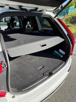 Volvo XC90 B5 R-Design AWD 173Kw - 12