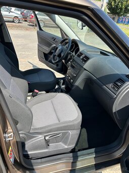 ŠKODA YETI 2.0 TDI SERVISNí KNIHA jen ŠKODA 126.170 km - 12