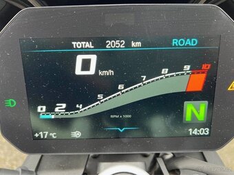 Prodám BMW F 900 R 2052 KM - 12