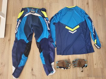 MX/Enduro výbava (hema, boty, chrániče, oblečení) - 12