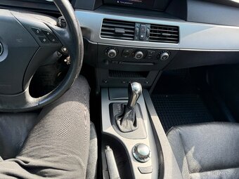 BMW E60 525i - 12