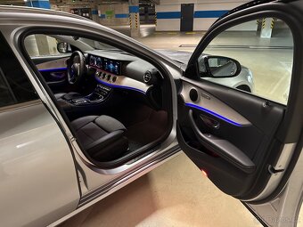 Mercedes E trieda T 220 d A/T - 55 tis. km - 12