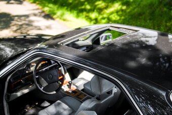 Mercedes Benz 560 sec - 12