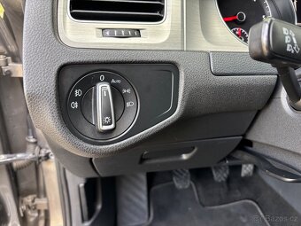 Volkswagen Golf,  2.0 TDi XENON NAVI MASÁŽ PĚKNÉ - 12