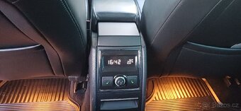 Skoda superb elegance 2.0 tdi 125 kw 4x4 dsg - 12