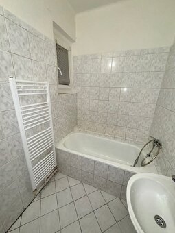 Pronájem bytu 4+kk v Pardubicích - ul. Pichlova - 12