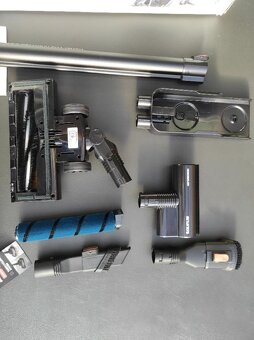 Tyčový vysavač Taurus Homeland Ultimate Digital , nepoužívan - 12