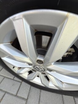 VW PASSAT combi 1,6TDi 88kW NAVI,ACC,TAŽNÉ,KAMERA,SERVIS - 12