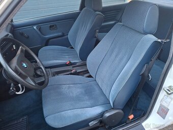 BMW E30 320i Coupe 1983 - 12