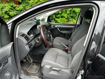 Volkswagen Touran 1,6 MPi 75kw, nové rozvody, 2008, 7 míst - 12