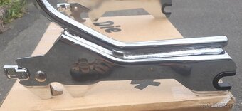 Harley Davidson® Breakout M8 Sissybar - 12