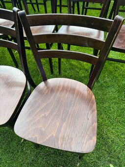 Židle TON, masivní stoly a lavice ze smrkového dřeva - 12