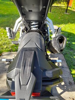 CF MOTO 300 NK r.v.2021 - 12