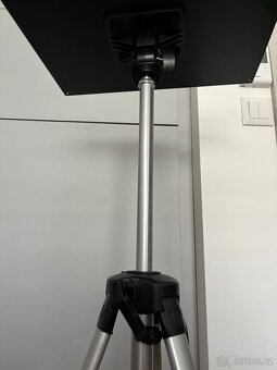 Stojan pro projektor - 12