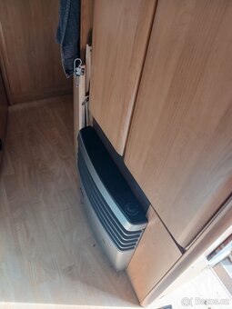 prodám karavan Hobby 460 UFE Exellent - 12