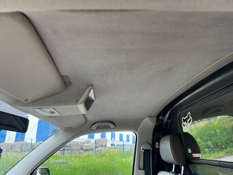 VW Transporter T5 1.9 TDI - 12