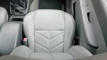 Ford Ranger Thunder 2003 Top stav - 12