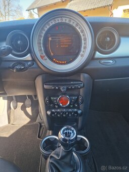 Mini Cooper 1.6 benzín 90kw rv 2012, 197tkm - 12