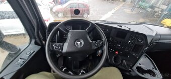 Mercedes arocs 8x4 - 12