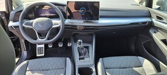 VW Golf  VIII 1.5TSI 2/25 1 100km lift - 12