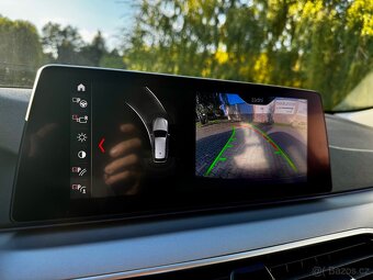 BMW 520d 2019 – full led,digitální kokpit, pravá kůže - 12