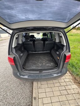 Vw Touran 2.0Tdi automat DSG 5-7 míst - 12