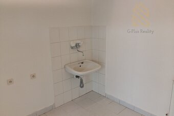 Pronájem, obchodního prostoru 75 m², ul. Havlíčkova, Kolín - - 12
