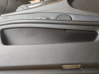 Interiér BMW E61 - 12