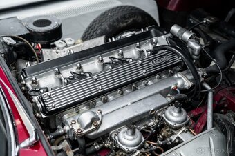 Jaguar E-Type 1969 4,2 Serie II - 12