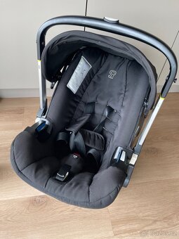 Autosedačka Doona Plus + Isofix báze - 12