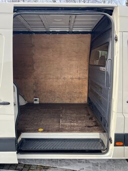 Volkswagen Crafter 2.5 TDi 120 kW - 12