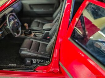 Volvo 850 T5R Combi 1:18 Autoart - 12