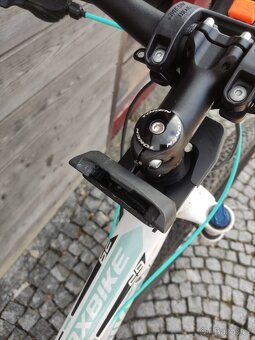 URBAN IKI Přední cyklosedačka na kolo - 12