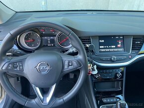 Opel Astra Sport Tourer Innovation 2019, 1.4T - 12